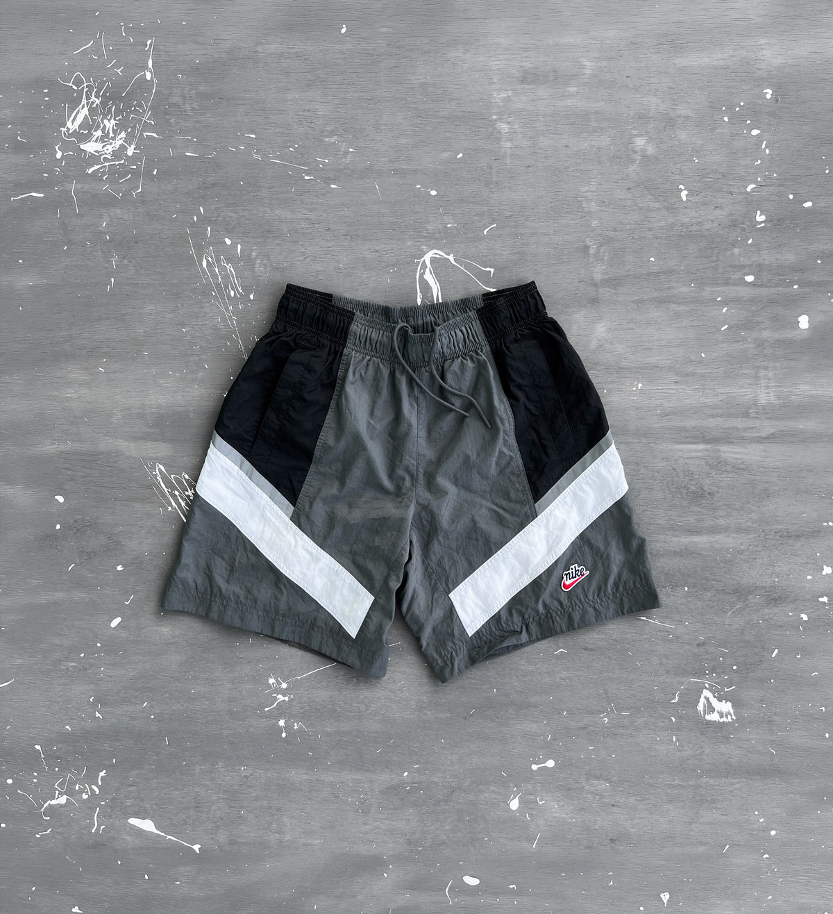 Nike Nylon Shorts - M