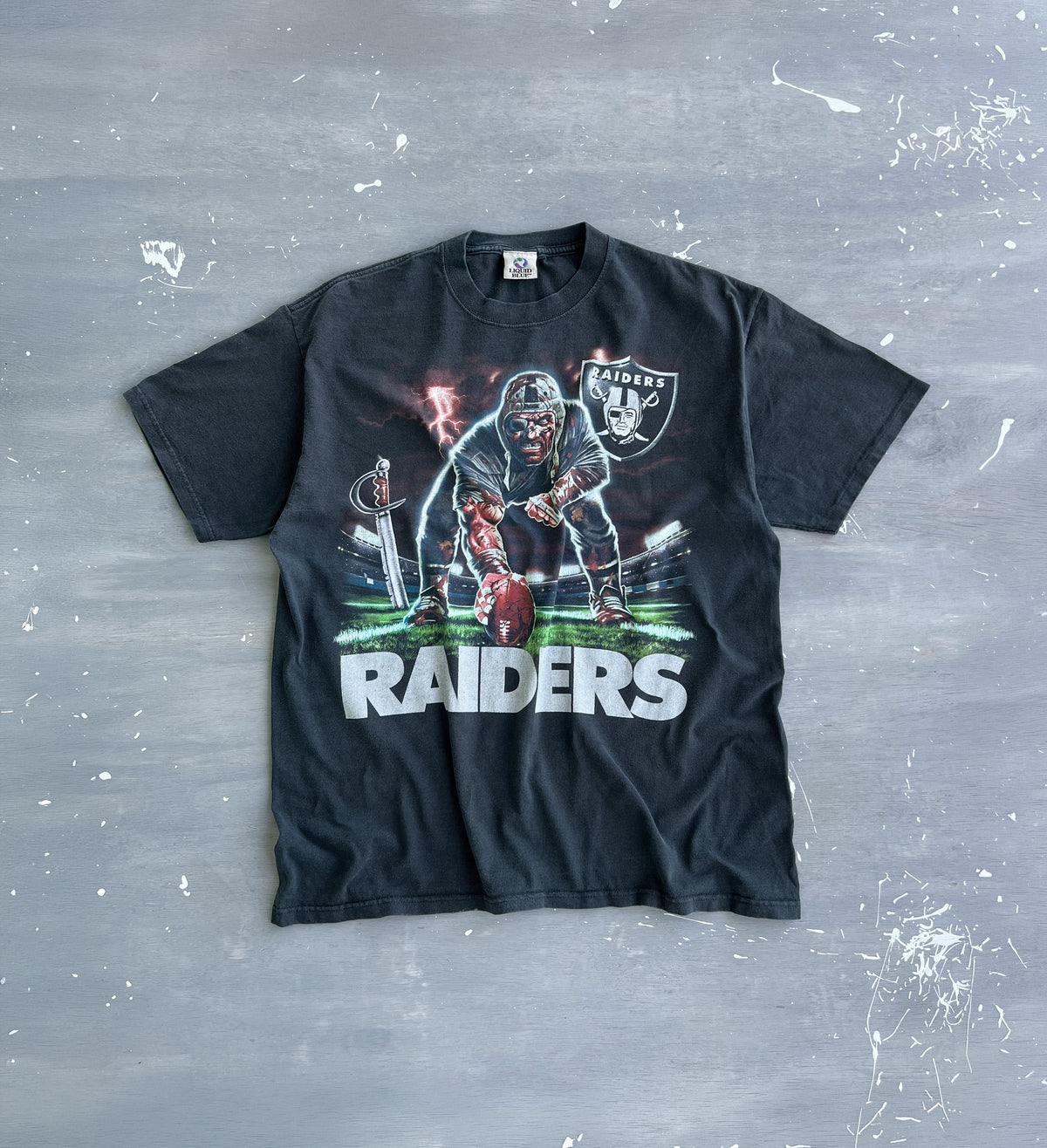 Vintage Raiders Undead Graphic - L